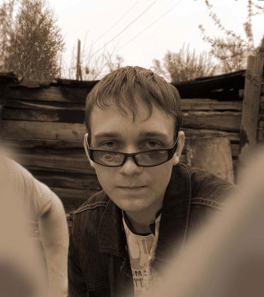 Максим Нискоромных