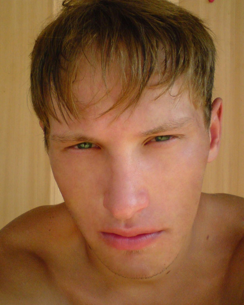 Андрей Волков