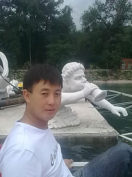 Амир Мусаров