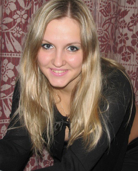 Юля Суркова