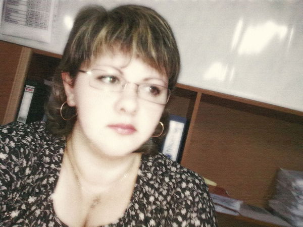 Елена Золотова