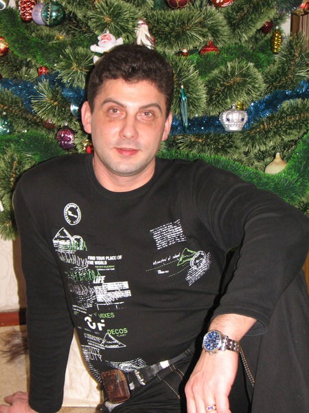 Роман Роман