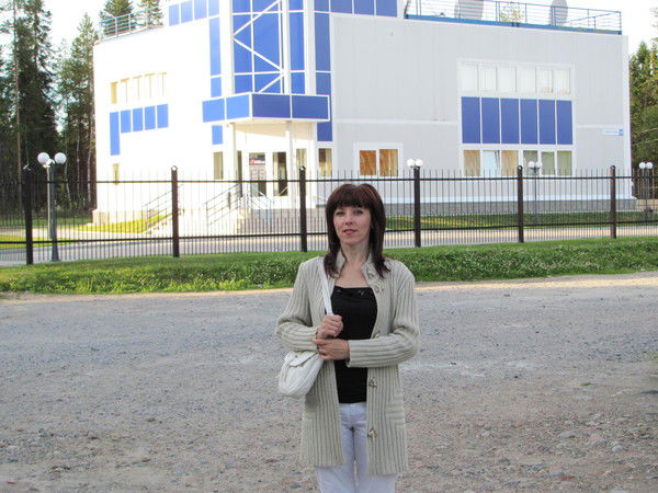 Лариса Лллл