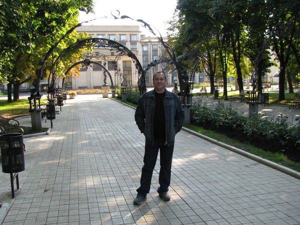 Борис Кучеренко