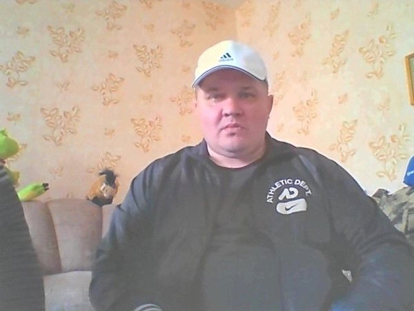 Олег Муратов