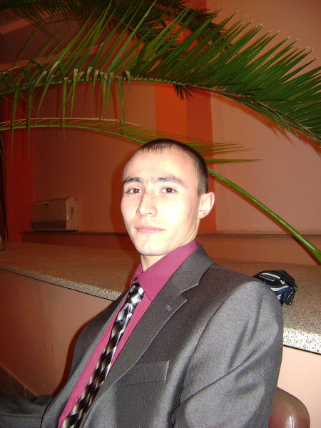 Алмаз Хисамов