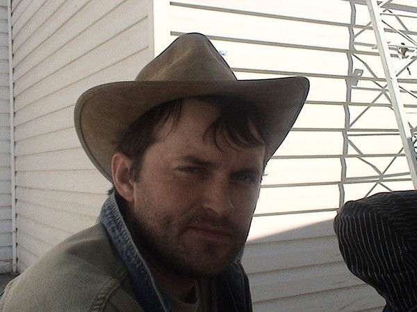 Неизвестно Неизвестно