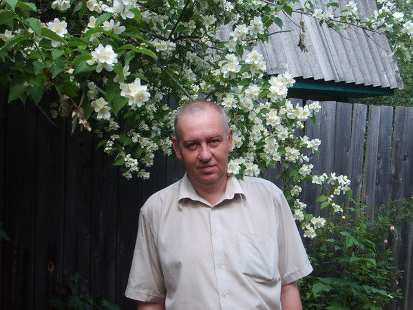 Виктор Банников