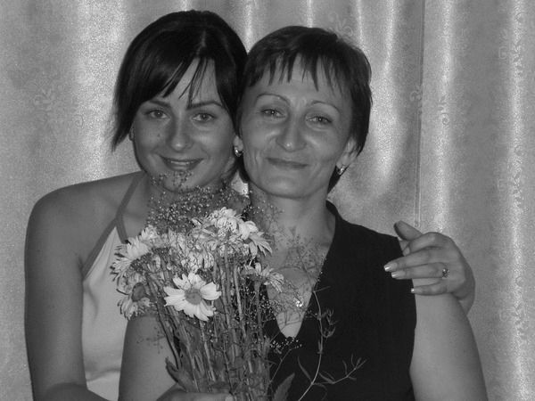 Анна Мельник