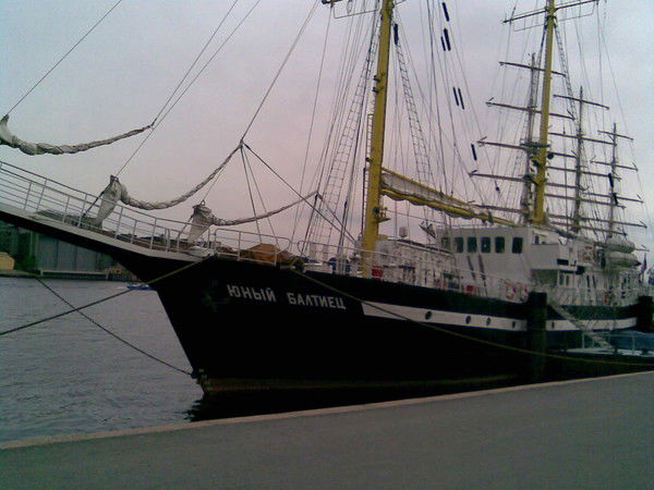 Неизвестно Неизвестно