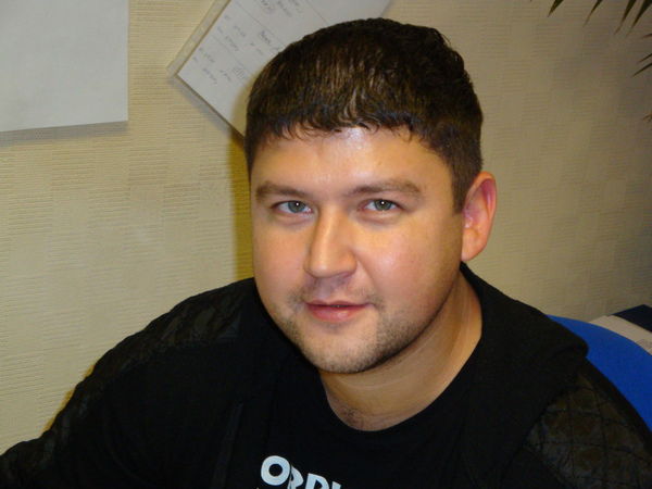 Юрий Иванов