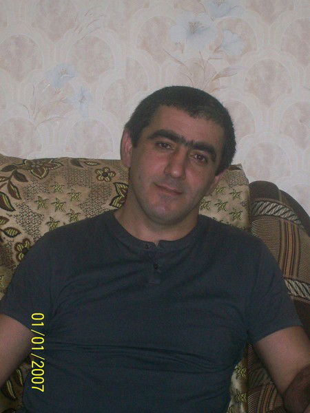 Микаел Акопян