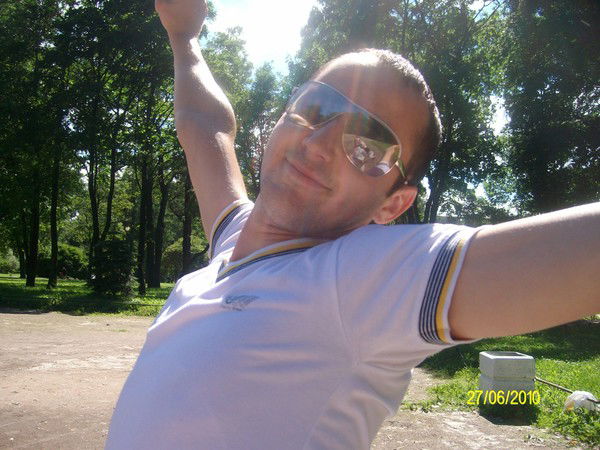 Андрей Кононов