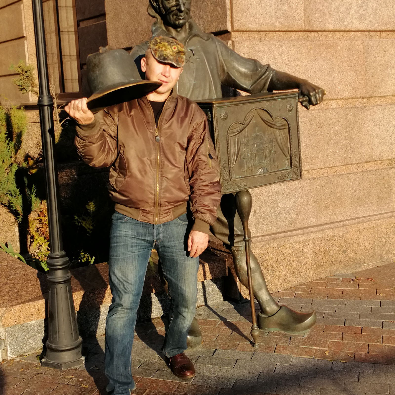 Евгений Ломакин