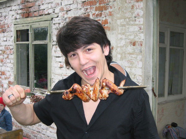 Адам Саркаров