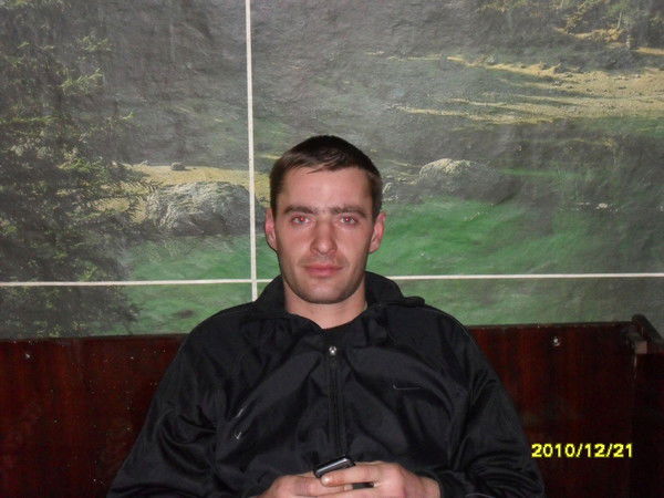 Олег Казьмин