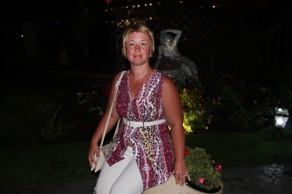 Елена Елена