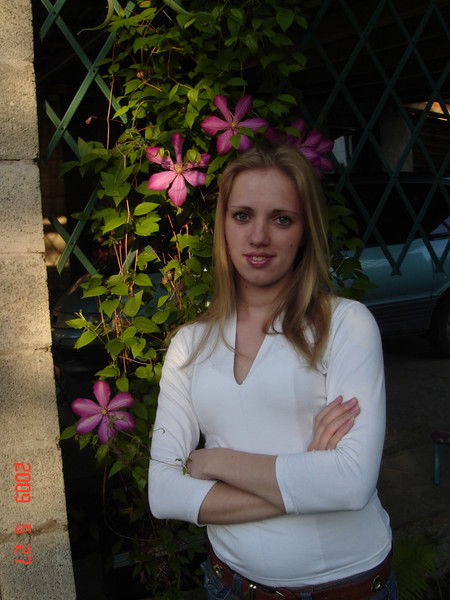 Алена Захарова