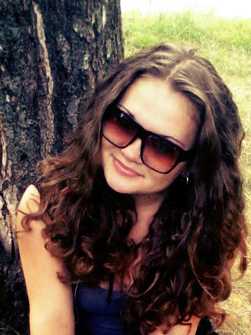 Зарина Сапарова