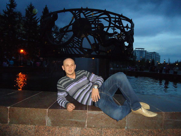 Владимир Бобин