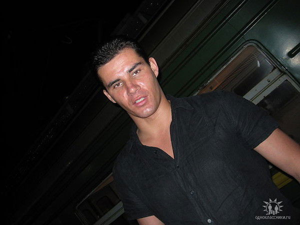 Неизвестно Неизвестно