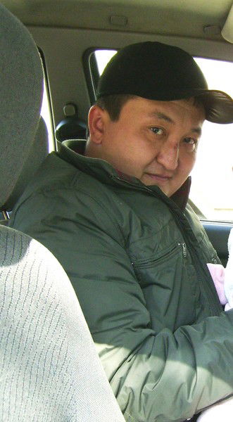 Есет Насанов