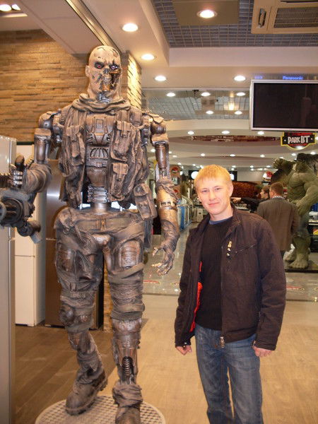 Толя Максимов