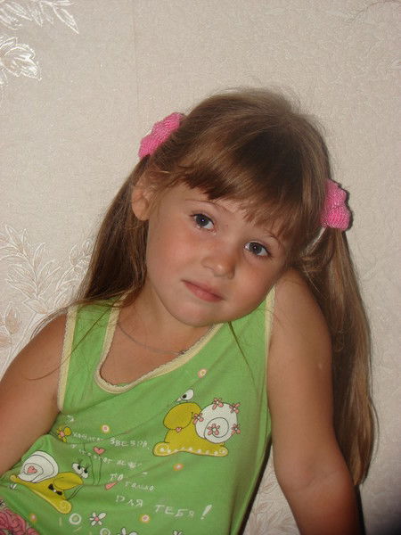 Юля Максимова