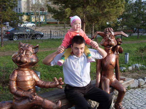 Валентин Стариков