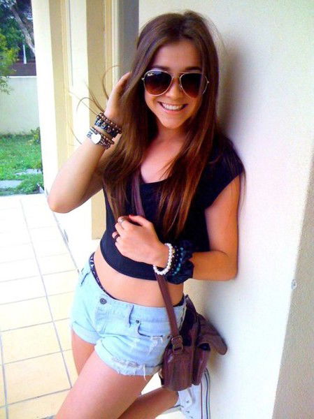 Виктория )))