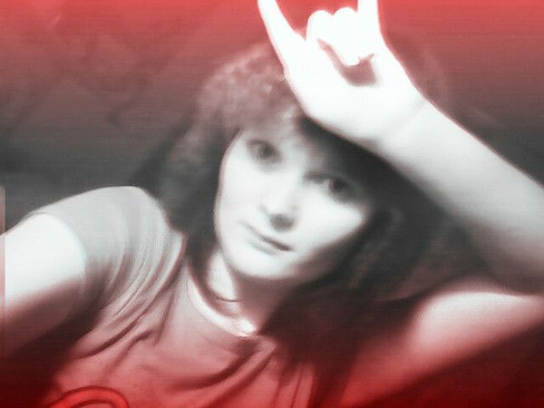 Яна Худаева