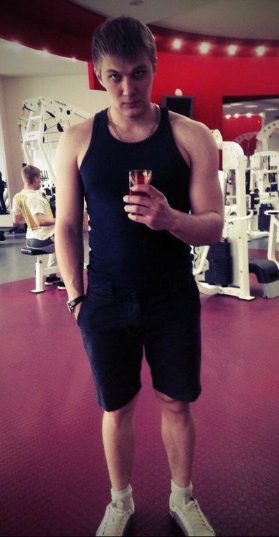 Антон Пожидаев