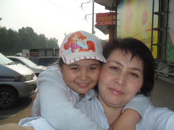 Садбар Анушова