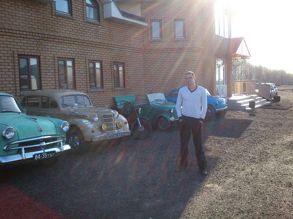 Андрей Максаков