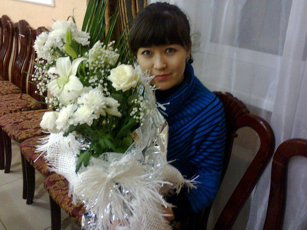 Айкерим Мук@нов@