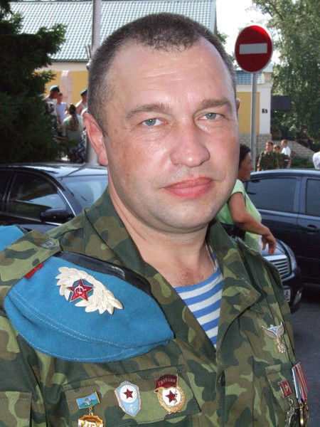 Евгений Иванов