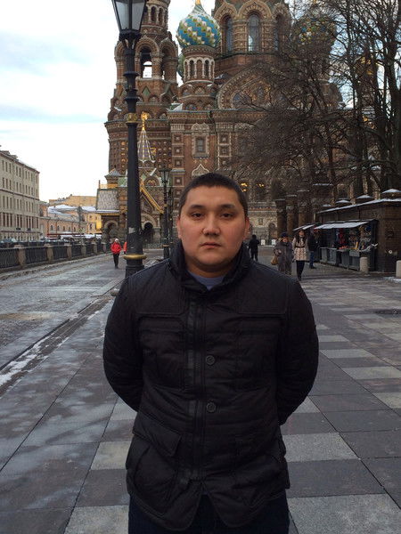 Баур Муналов