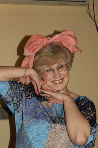 Марина Серова