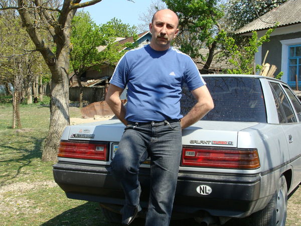 Владимир Мельник