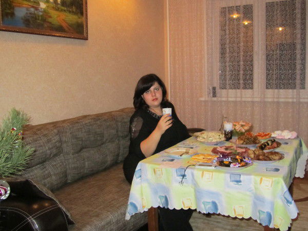 Лена Артемова