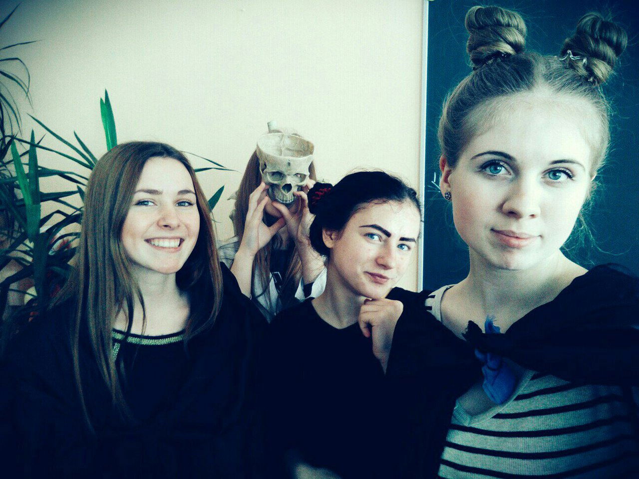 *нежный* (Яд)