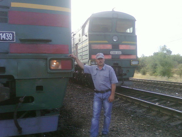 Александр Момот