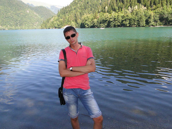 Анатолий Яковенко