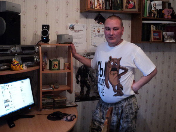 Илья Скуратов