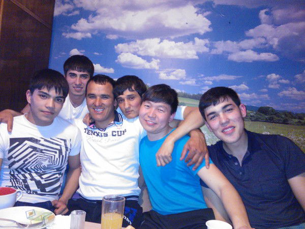 Азат Перманов