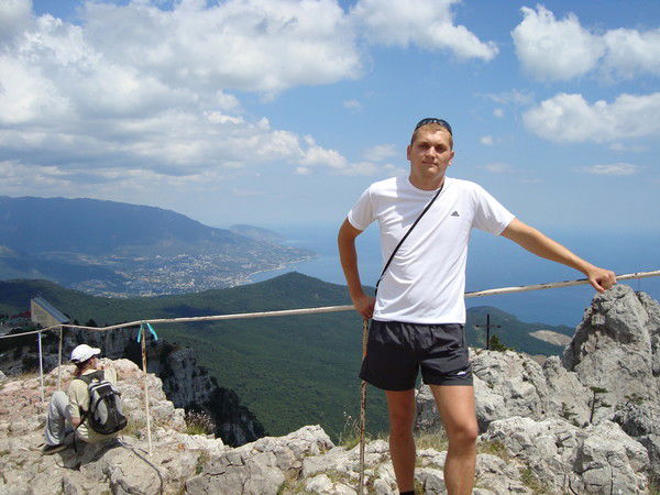 Александр Dolgushin