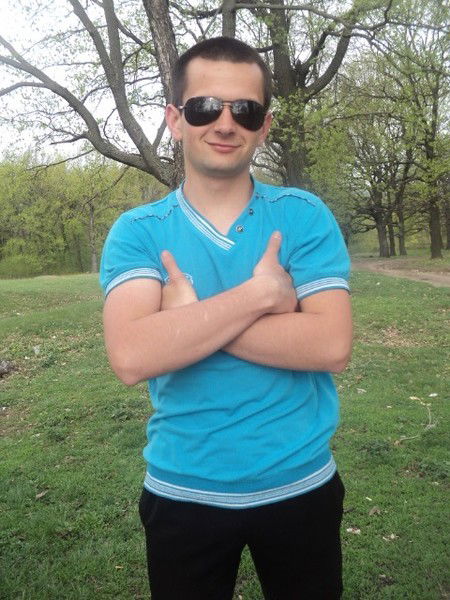 Артур Санников