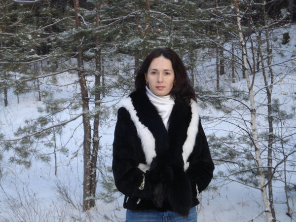 Юля Никонова