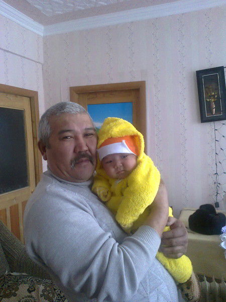 Серик Ажиханов