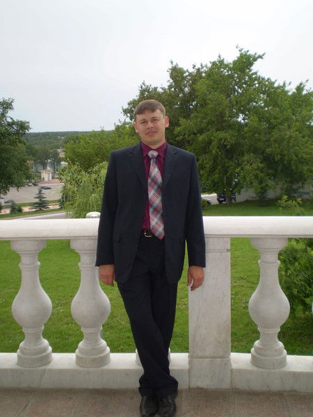 Юнир Биккинин